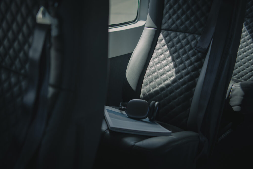 Mokulele — Cabin Interior 1